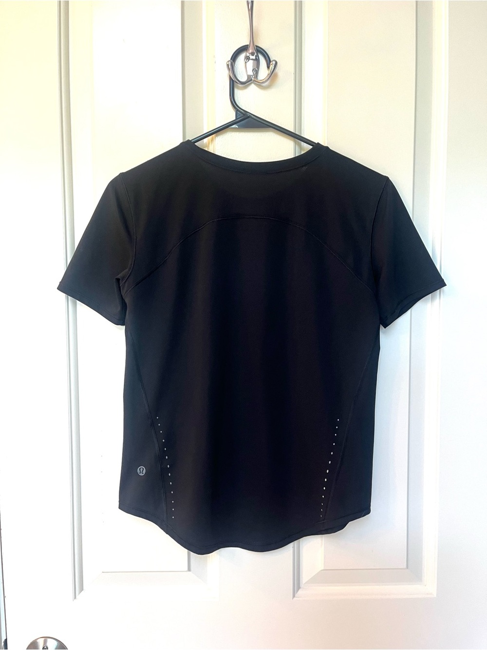 lululemon athletica Black Short Sleeve Athletic Top